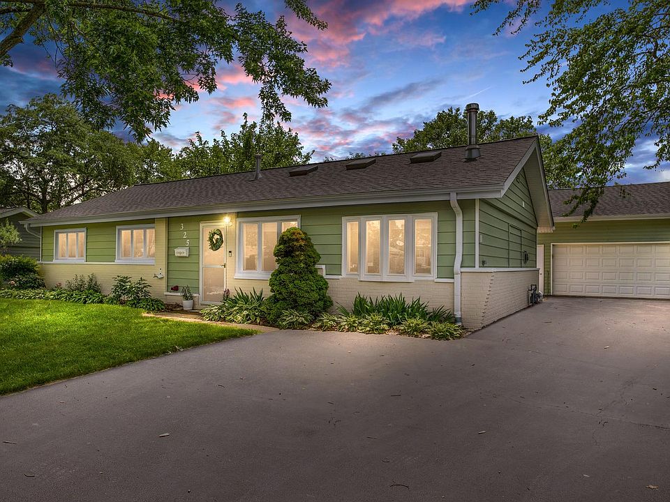 1st image of 325 Navajo Ln