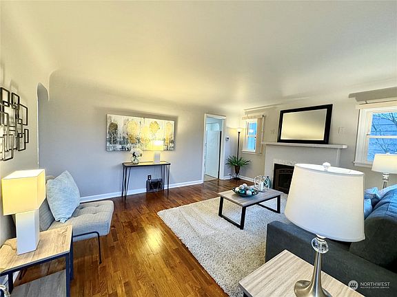 3rd image of 4514 N 27th Street
