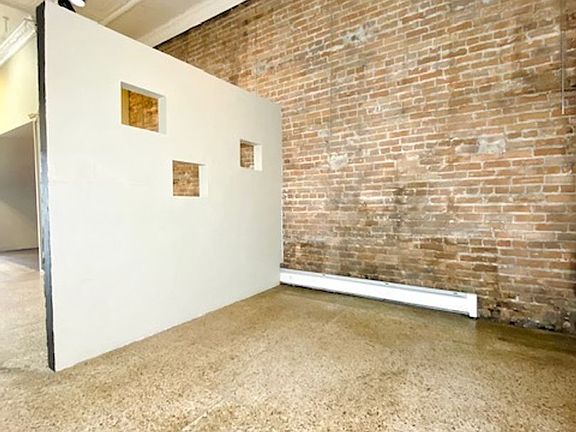 5th image of 123 N Broadway St #1