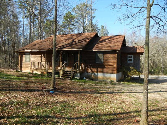2nd image of 1062 Finch Dr