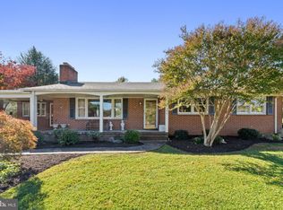 590 Fauquier Rd, Warrenton, VA 20186
