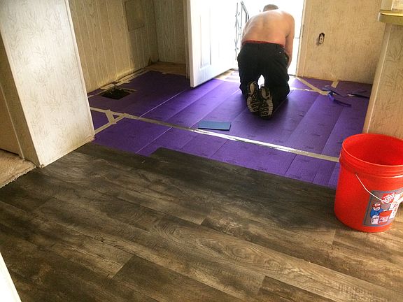 All new floors with vinyl 