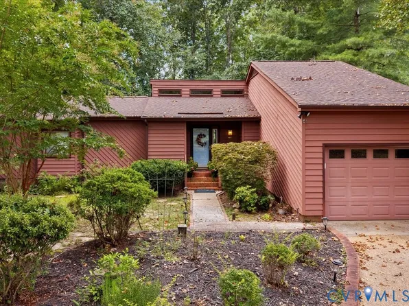 4737 Red Coach Ln, Sandston, VA 23150