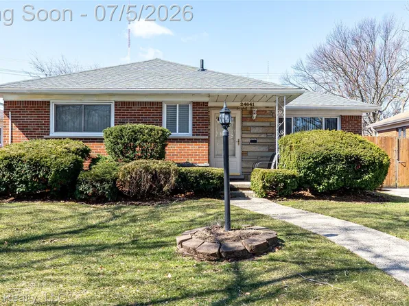 24641 Church St, Oak Park, MI 48237