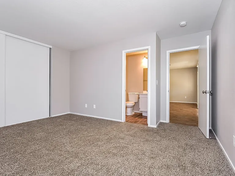 613 Black Sand Ct — Photo 10