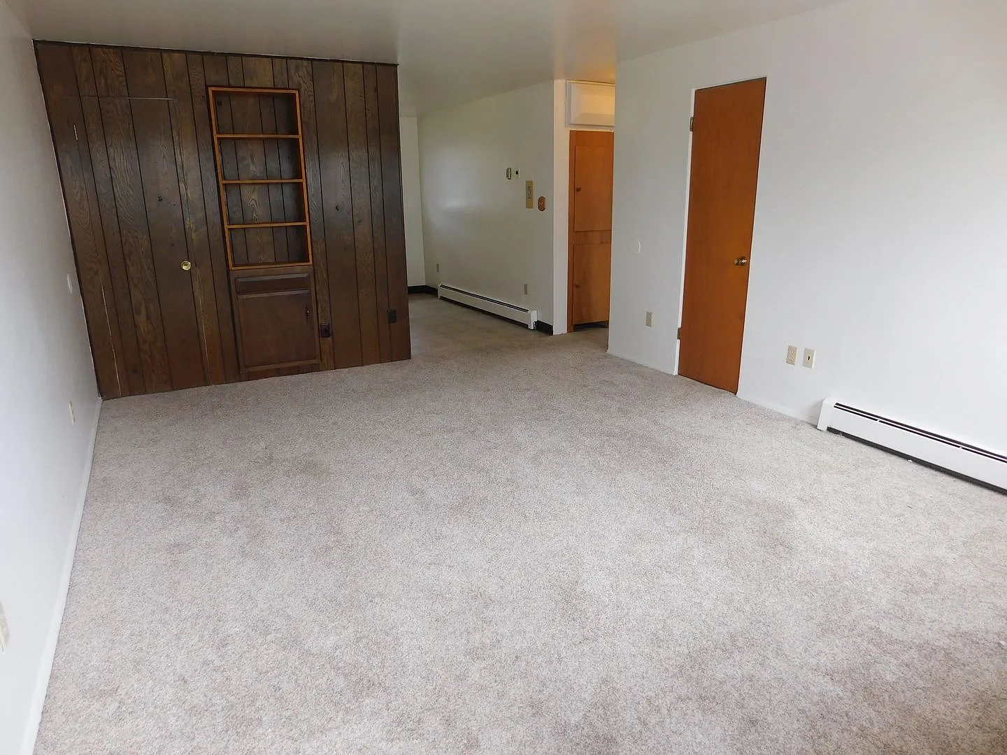 2855 Elm Circle — Photo 3