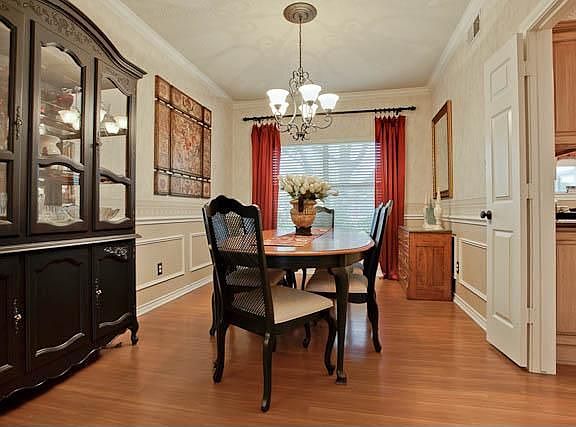 4th image of 1605 Fairhaven Dr