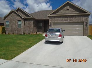 751 Roselawn St, Siloam Springs, AR 72761