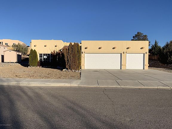 2nd image of 3908 La Joya Dr