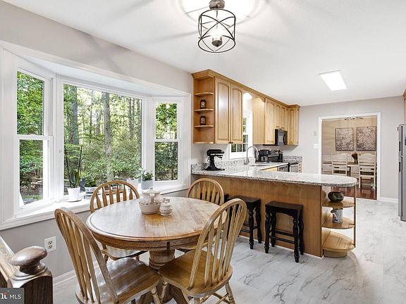 3rd image of 11154 Stonebrook Dr