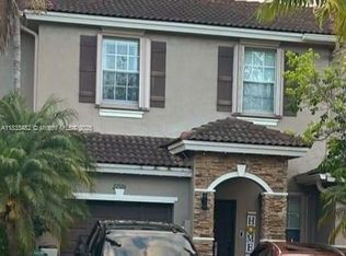 22546 SW 89th Pl, Cutler Bay, FL 33190