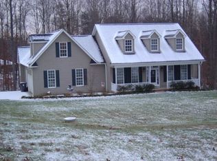 8637 Haw River Rd, Oak Ridge, NC 27310