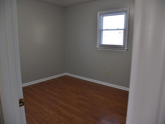 5th image of 5500 Mitchell Dr