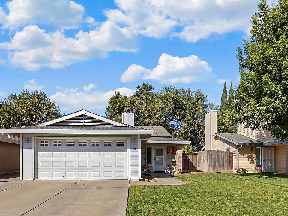 1st image of 362 Riverside Dr