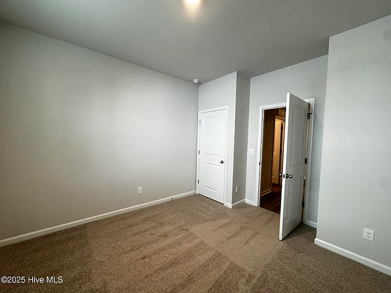 2084 Willowleaf Dr — Photo 10