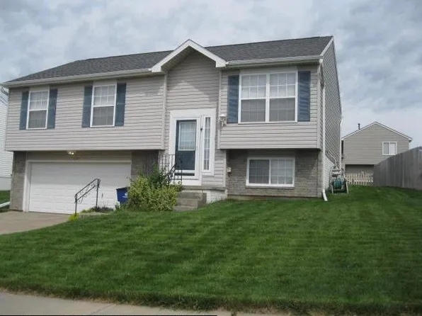 15302 Young St, Bennington, NE 68007