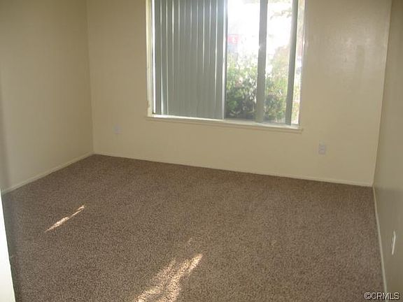 3rd image of 232 Eastwood Pl