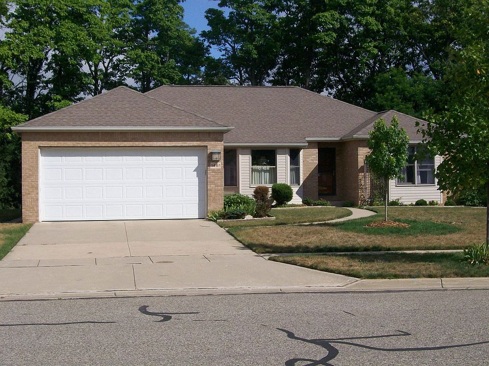 1461 Maplewood