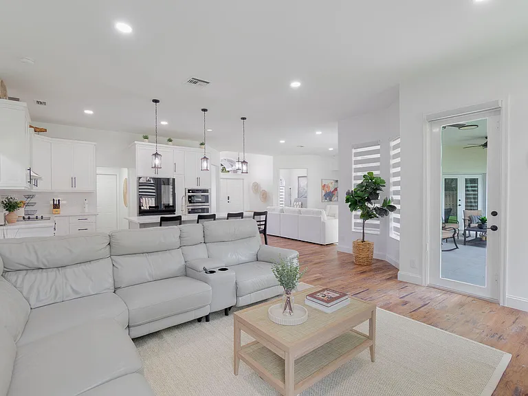 13590 Jonquil Pl — Photo 22