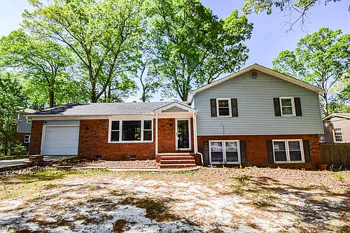1733 Swann St Photo 1
