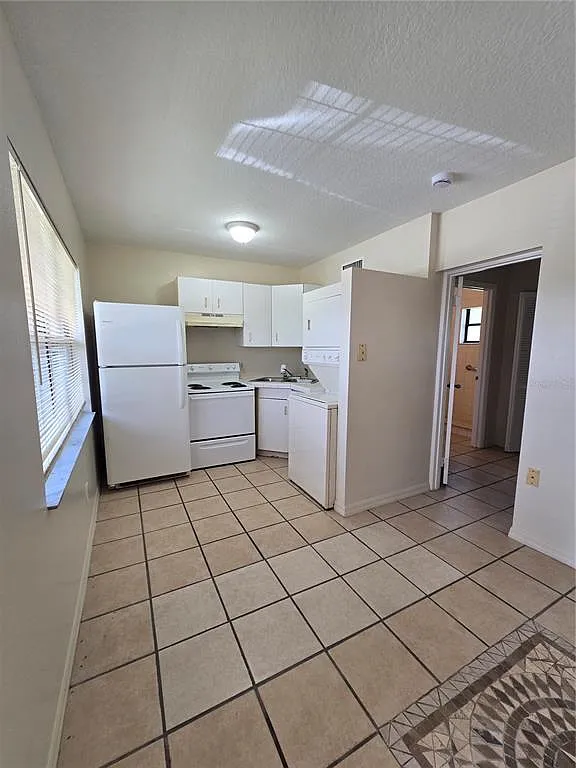 2 bed, 1.0 bath, 450 sqft, $1,000 — Photo 4