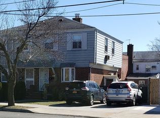 15416 Booth Memorial Ave, Flushing, NY 11355