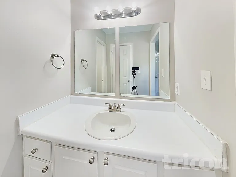 1203 Delham Rd — Photo 7