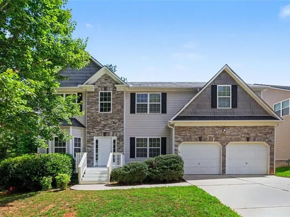 28 Trayton Way, Hiram, GA 30141