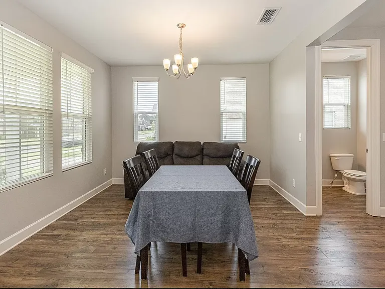 106 Durham Ln — Photo 3