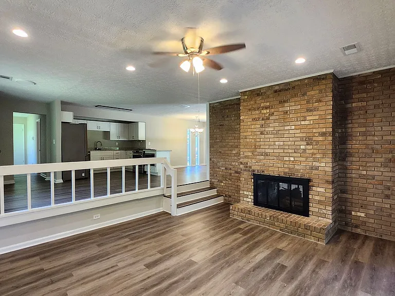 1693 Briarbend Ct — Photo 5
