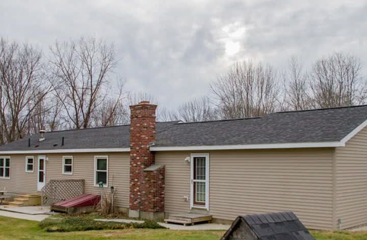 2nd image of 171 Pierce Rd