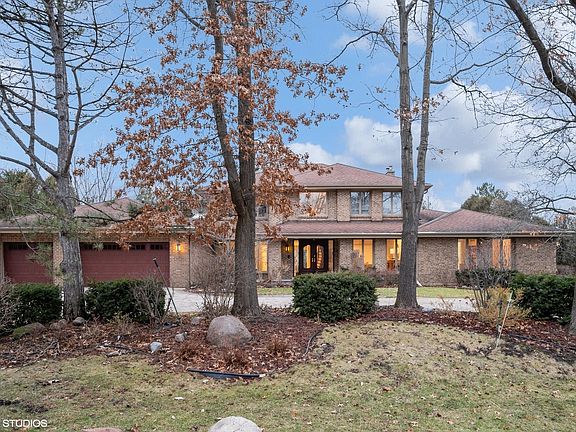 2nd image of 2331 Dorina Dr