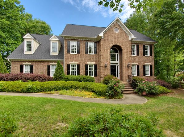 303 Otmoor Ln