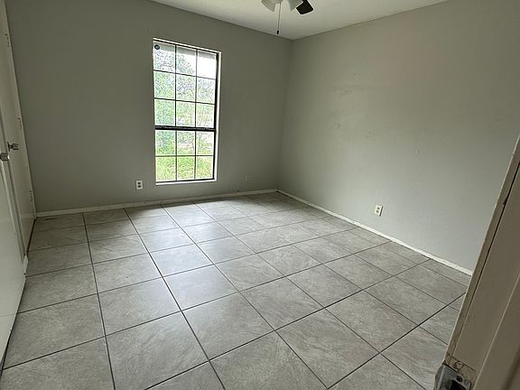 5th image of 5943 Fairmeade Dr
