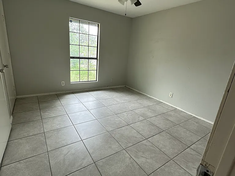 5943 Fairmeade Dr — Photo 5