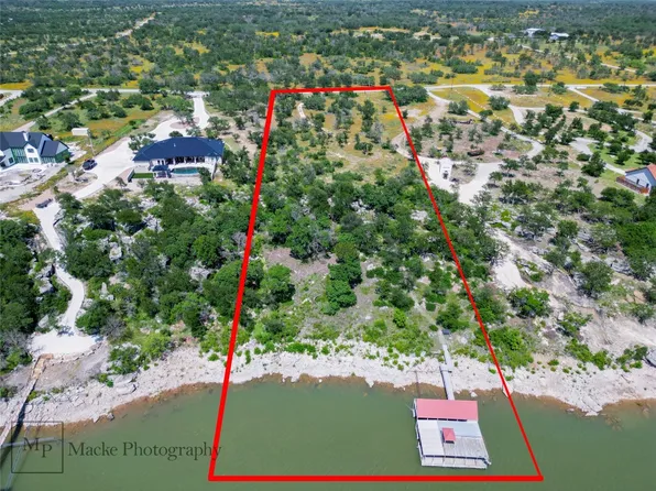977 Deepwater Rd, Brownwood, TX 76801