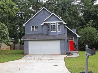 706 Shore Dr, Lithonia, GA 30058
