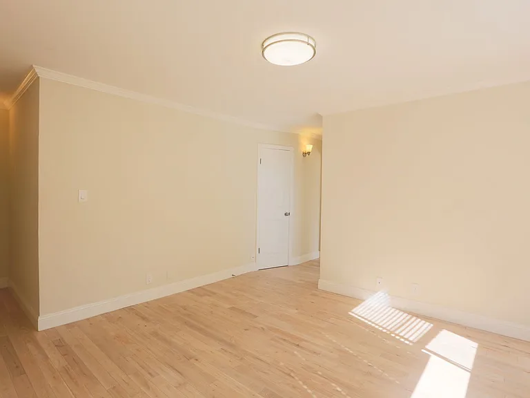 400 Orange St #205 — Photo 4
