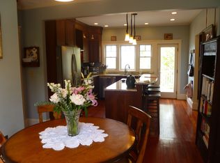 17 Harbor View Rd, Nahant, MA 01908