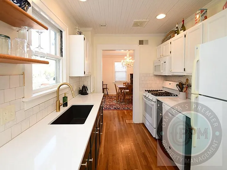 4806 Webster St — Photo 7