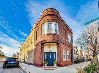 1800 N Honore St, Chicago, IL 60622