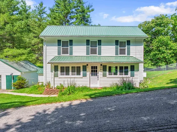 166 Hollow Rd, Pembroke, VA 24136