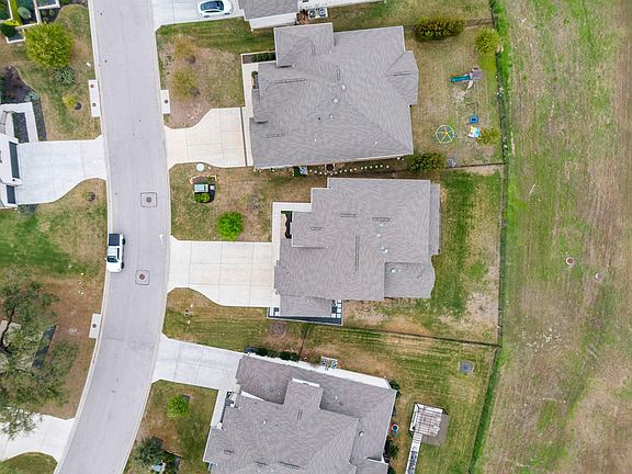 5th image of 330 Cistern Way