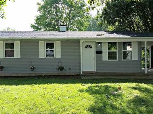 2854 Streamside Dr, Columbus, IN 47203