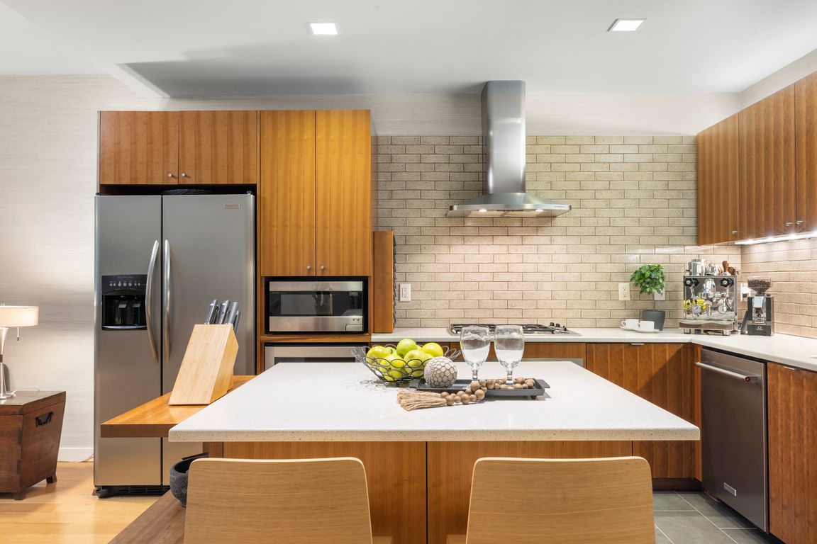 next background image