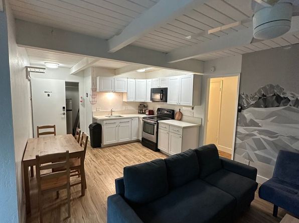 66 Jahan Dr #10