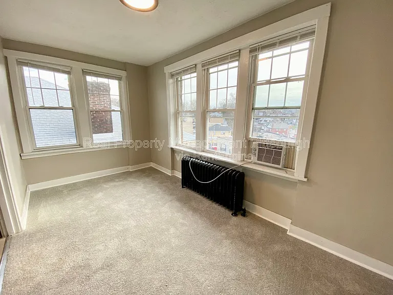 5733 Phillips Ave #2 — Photo 7