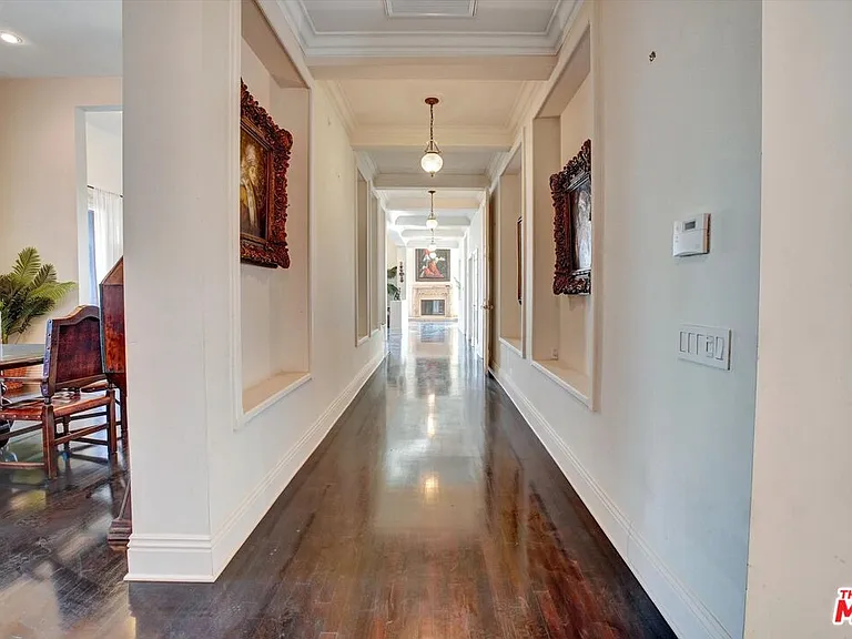 5805 Foxview Dr — Photo 11