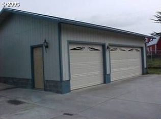 99318 Braynard Ln, Brookings, OR 97415