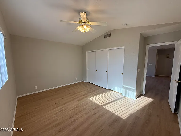 1253 N Spire Ct — Photo 31